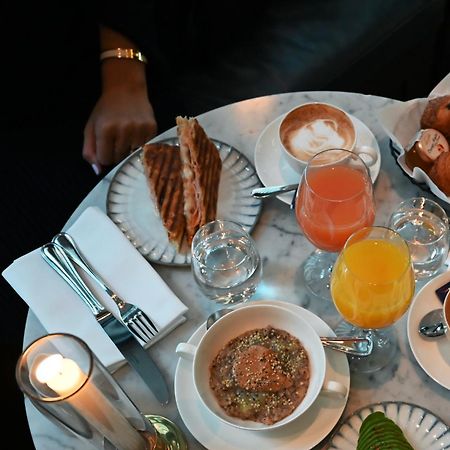 Villa Dagmar Stockholm Exteriér fotografie A typical breakfast at the restaurant