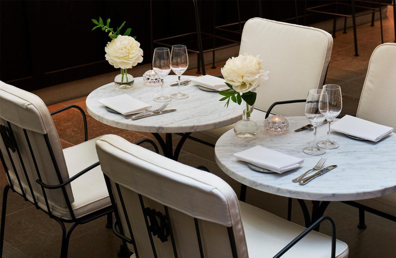 Villa Dagmar Stockholm Exteriér fotografie Tables at the restaurant