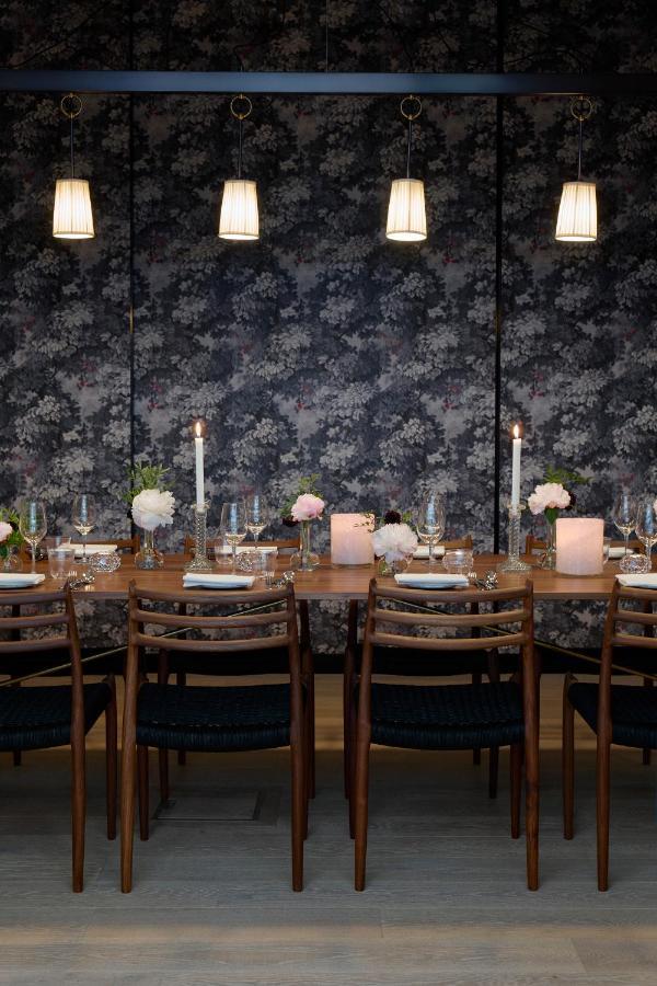 Villa Dagmar Stockholm Exteriér fotografie The private dining room at The Ivy, St John's Wood