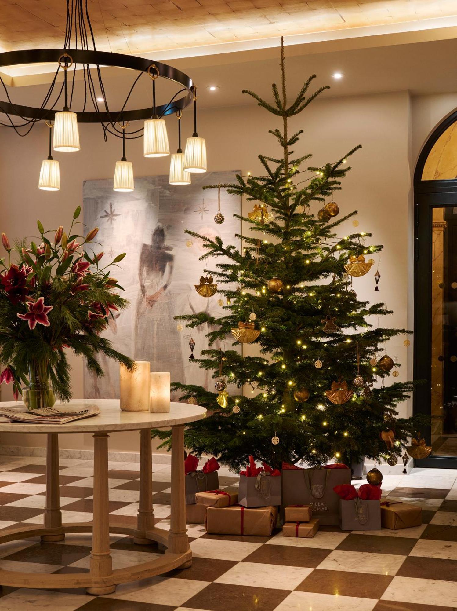 Villa Dagmar Stockholm Exteriér fotografie A Christmas tree